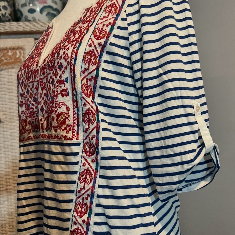 Anthropologie TINY brand Embroidered Striped Blouse soft stretch embellished EUC - Picture 6 of 6